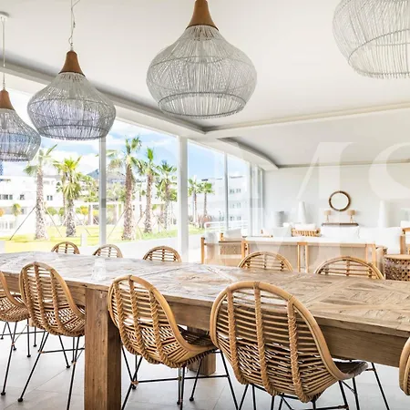 With Parking, Gym & Terrace By Rems Apartment Malaga