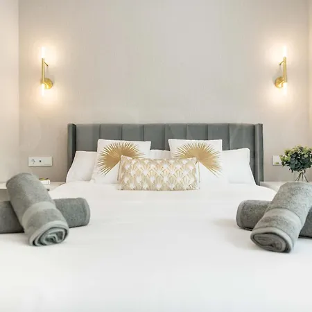 With Parking, Gym & Terrace By Rems Malaga